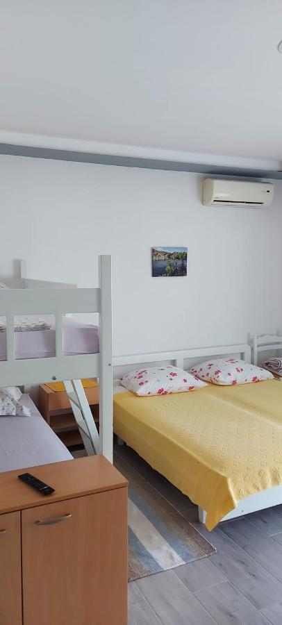 Top Location Živogošće Buitenkant foto